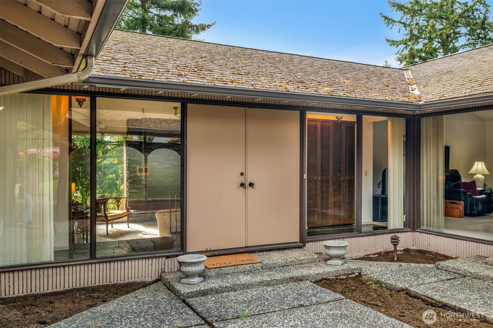 5003 125th Avenue SE, Bellevue, WA 98006
