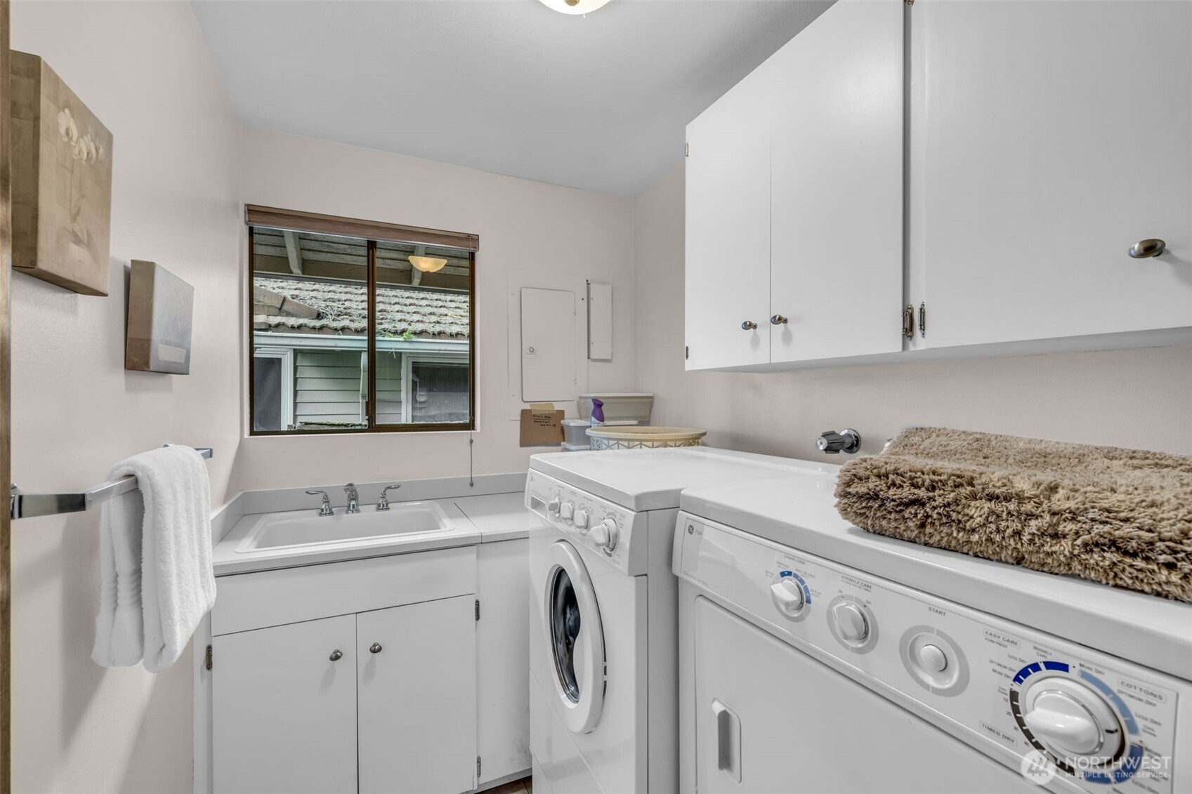 5003 125th Avenue SE, Bellevue, WA 98006