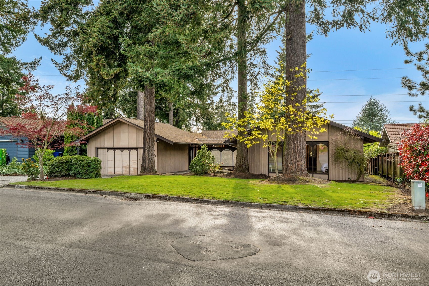 5003 125th Avenue SE, Bellevue, WA 98006