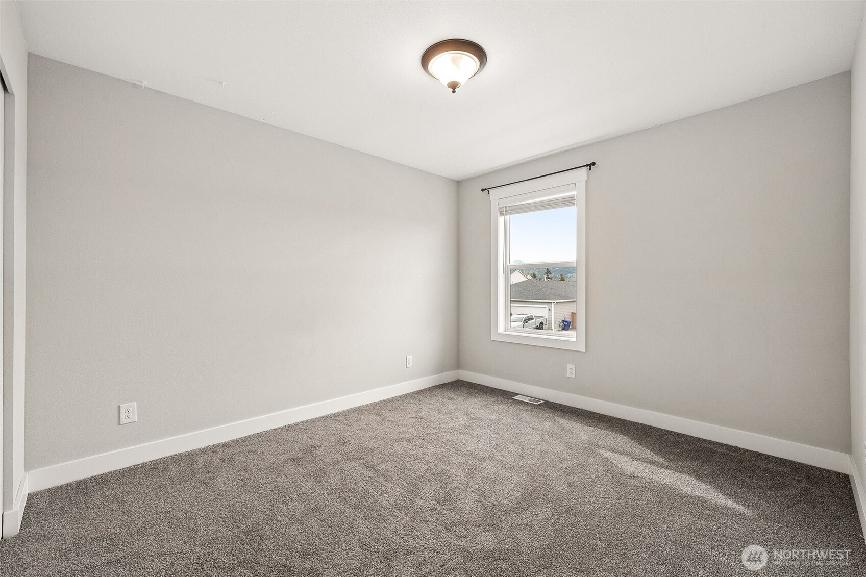 1500 E Nanevicz Avenue , Buckley, WA 98321