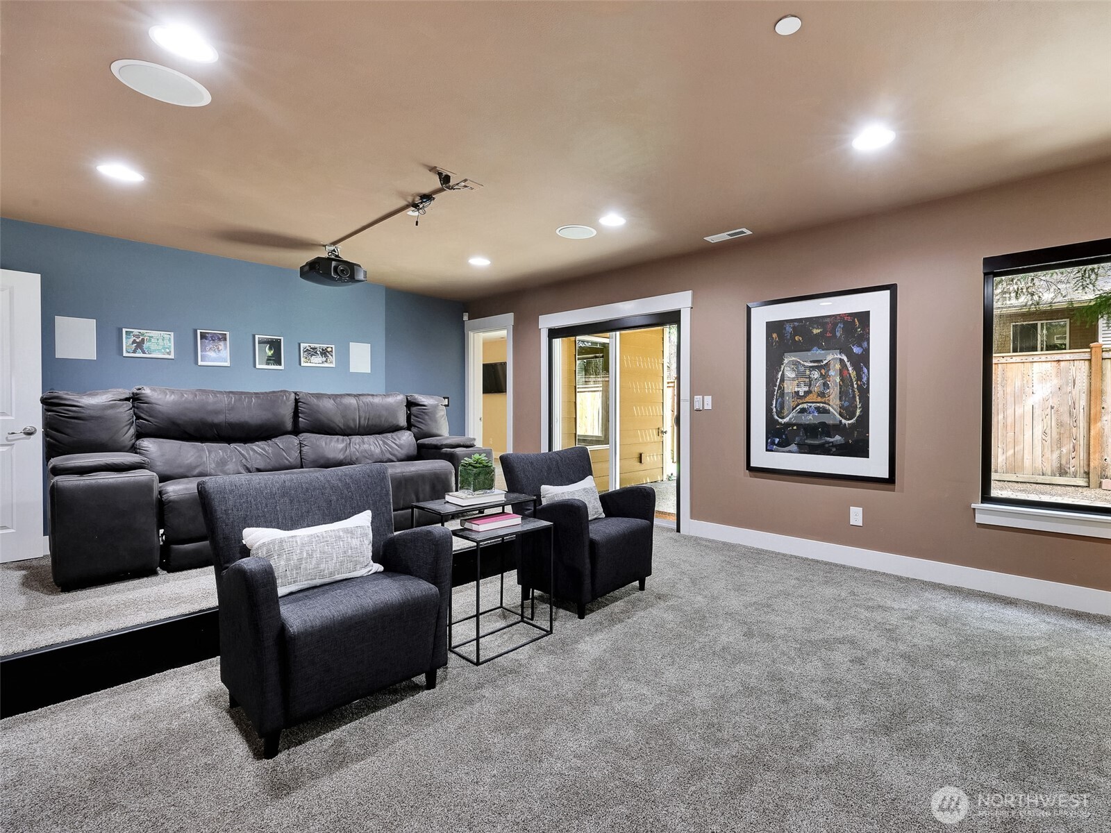 9060 177th Place NE #12, Redmond, WA 98052