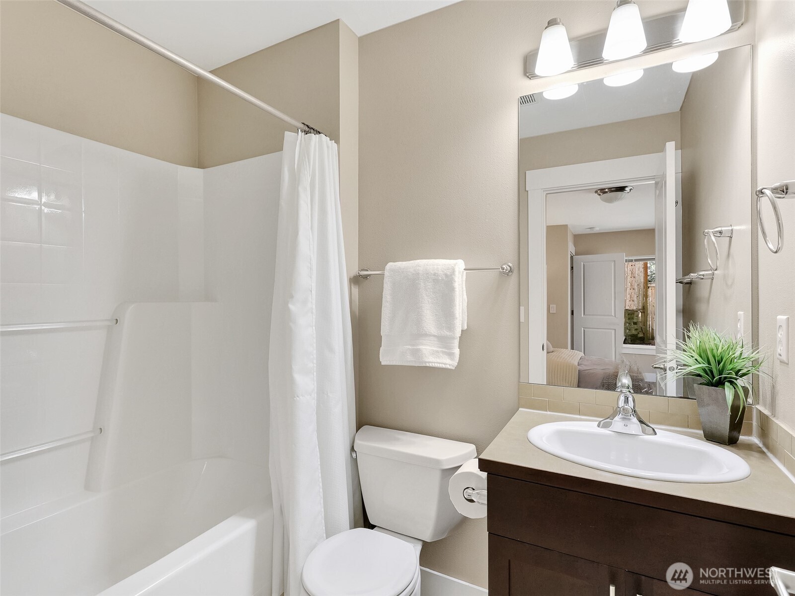 9060 177th Place NE #12, Redmond, WA 98052