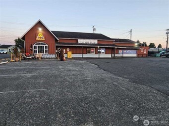 203 W Main Street , Elma, WA 98541