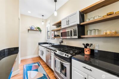 917 18th Avenue #A, Seattle, WA 98122 - Photo 14