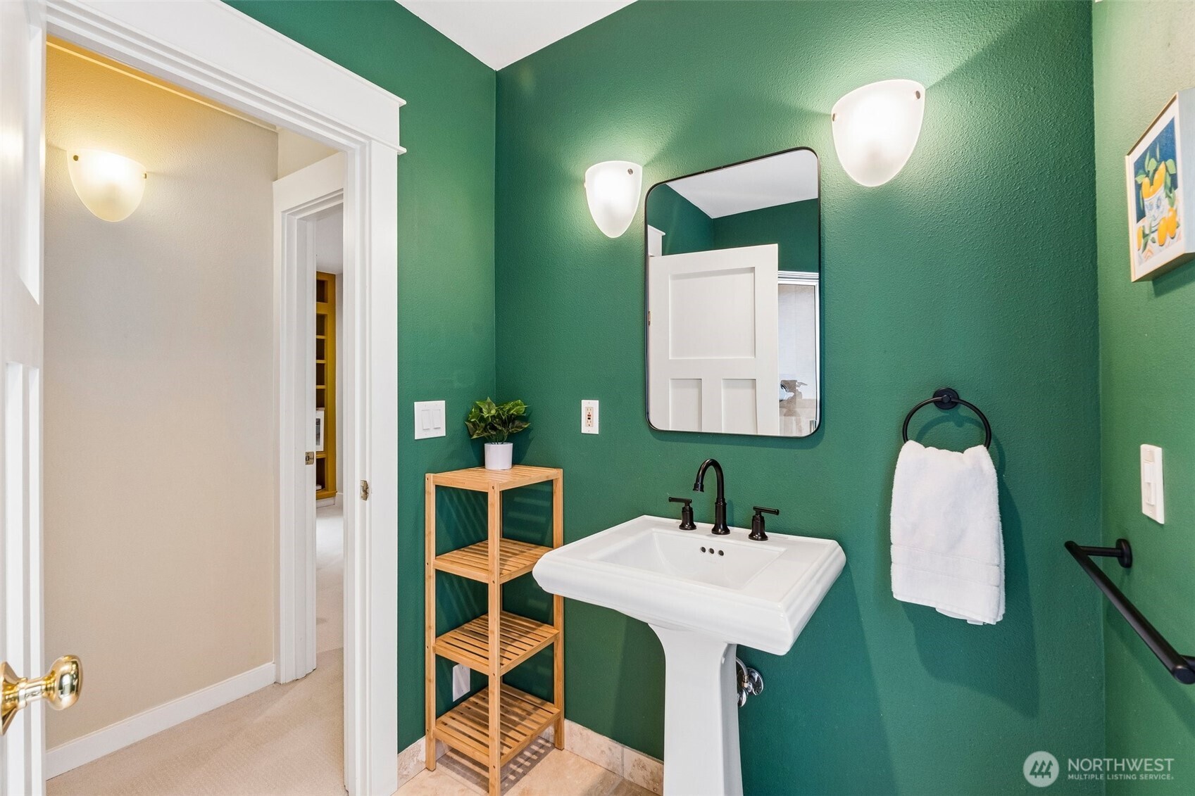 917 18th Avenue #A, Seattle, WA 98122