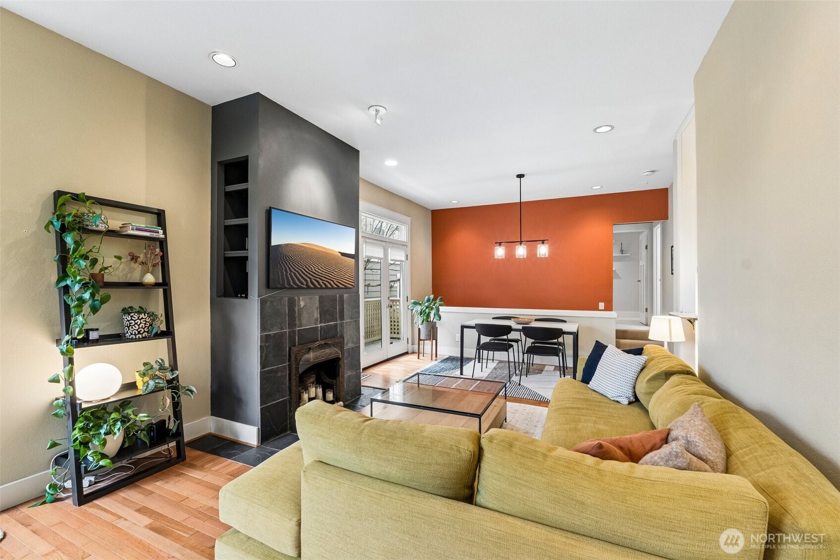 917 18th Avenue #A, Seattle, WA 98122