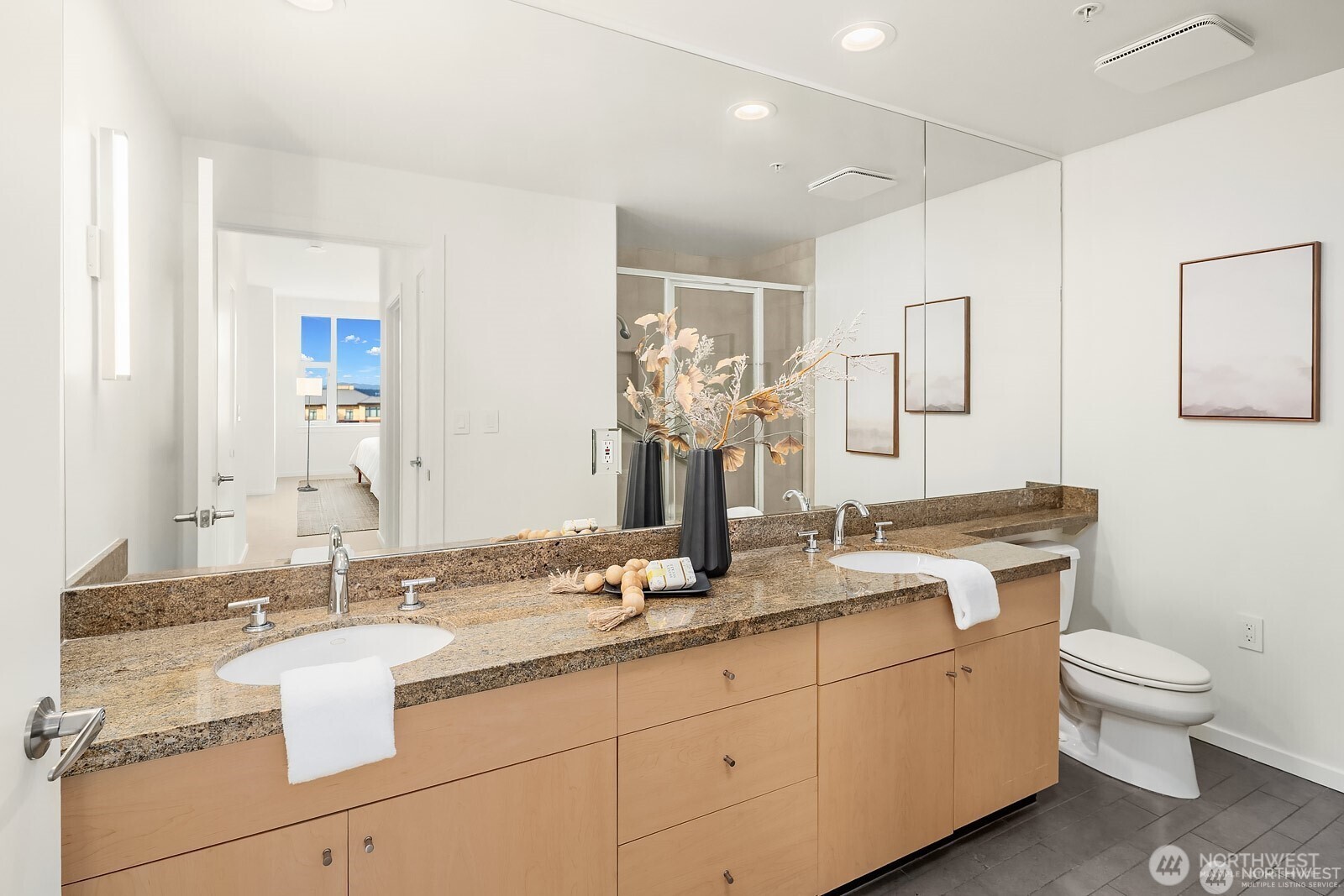 1100 106th Avenue NE #1002, Bellevue, WA 98004