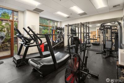 1100 106th Avenue NE #1002, Bellevue, WA 98004 - Photo 28