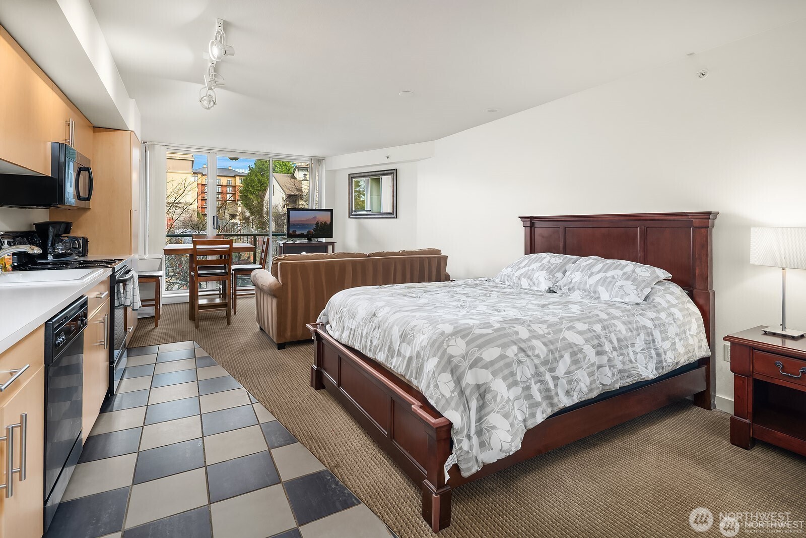 1100 106th Avenue NE #1002, Bellevue, WA 98004