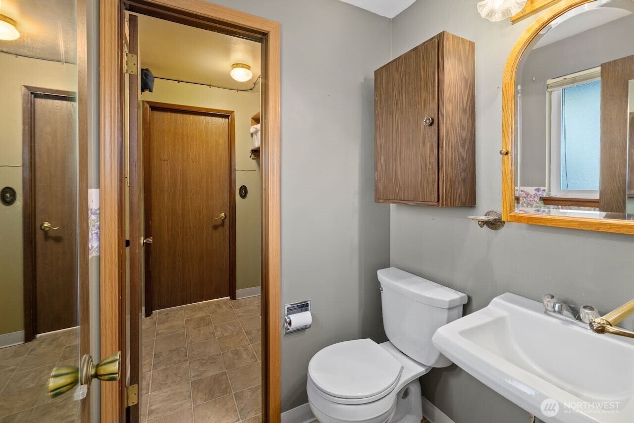 204 N Mason Street , Kittitas, WA 98934