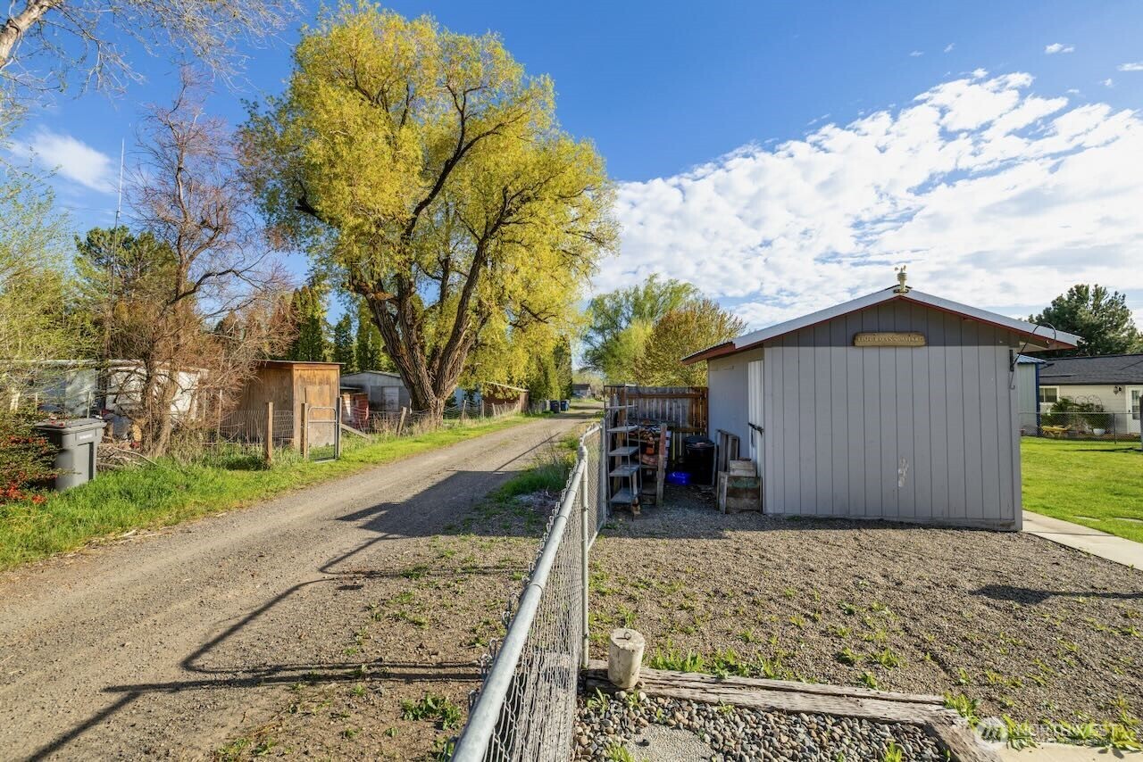 204 N Mason Street , Kittitas, WA 98934