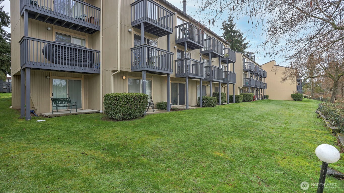 31003 14th Avenue S #D 13, Federal Way, WA 98003