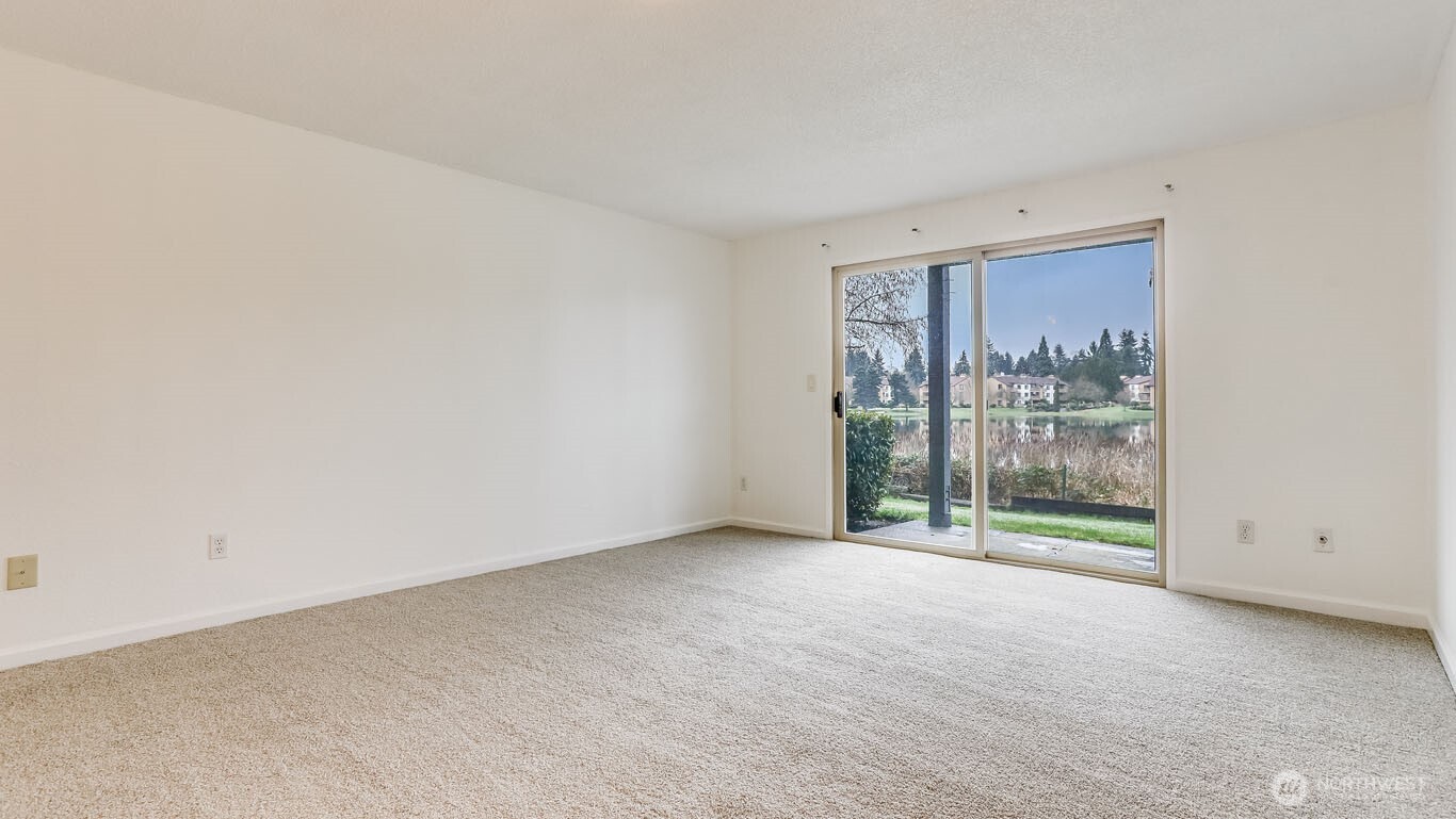 31003 14th Avenue S #D 13, Federal Way, WA 98003