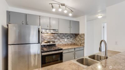 31003 14th Avenue S #D 13, Federal Way, WA 98003 - Photo 10