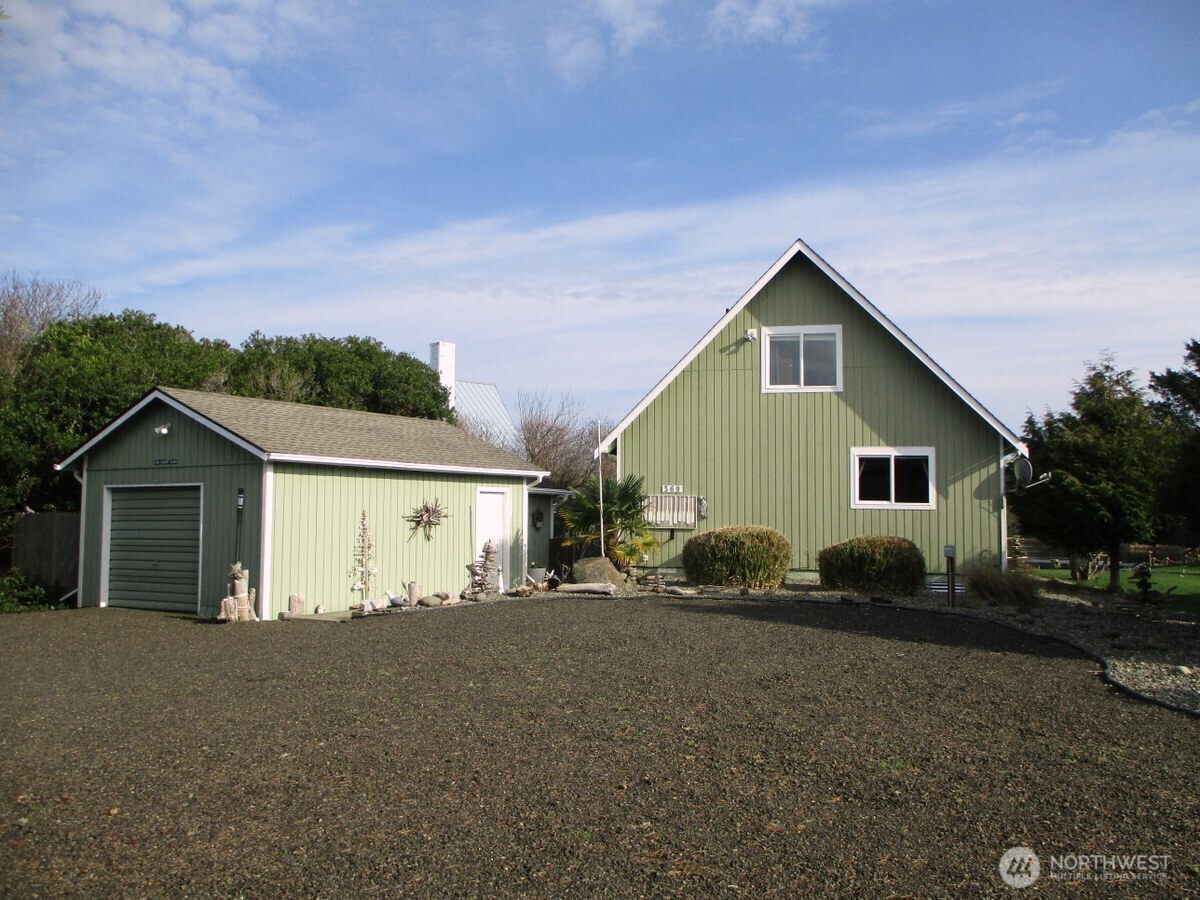 369 N Razor Clam Drive SW, Ocean Shores, WA 98569