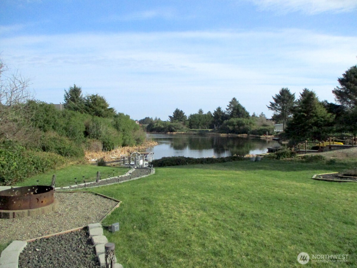 369 N Razor Clam Drive SW, Ocean Shores, WA 98569