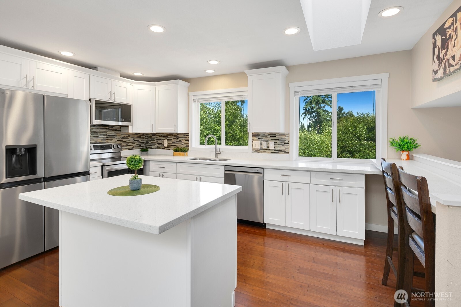 327 140th Street SW, Everett, WA 98208-6902