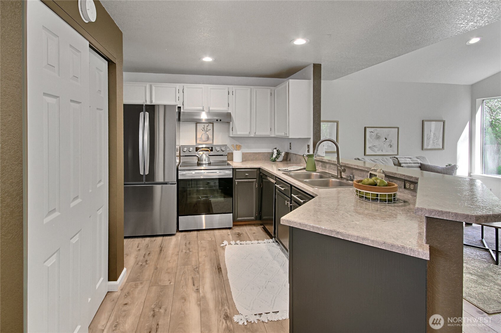16613 SE 251st Street , Covington, WA 98042