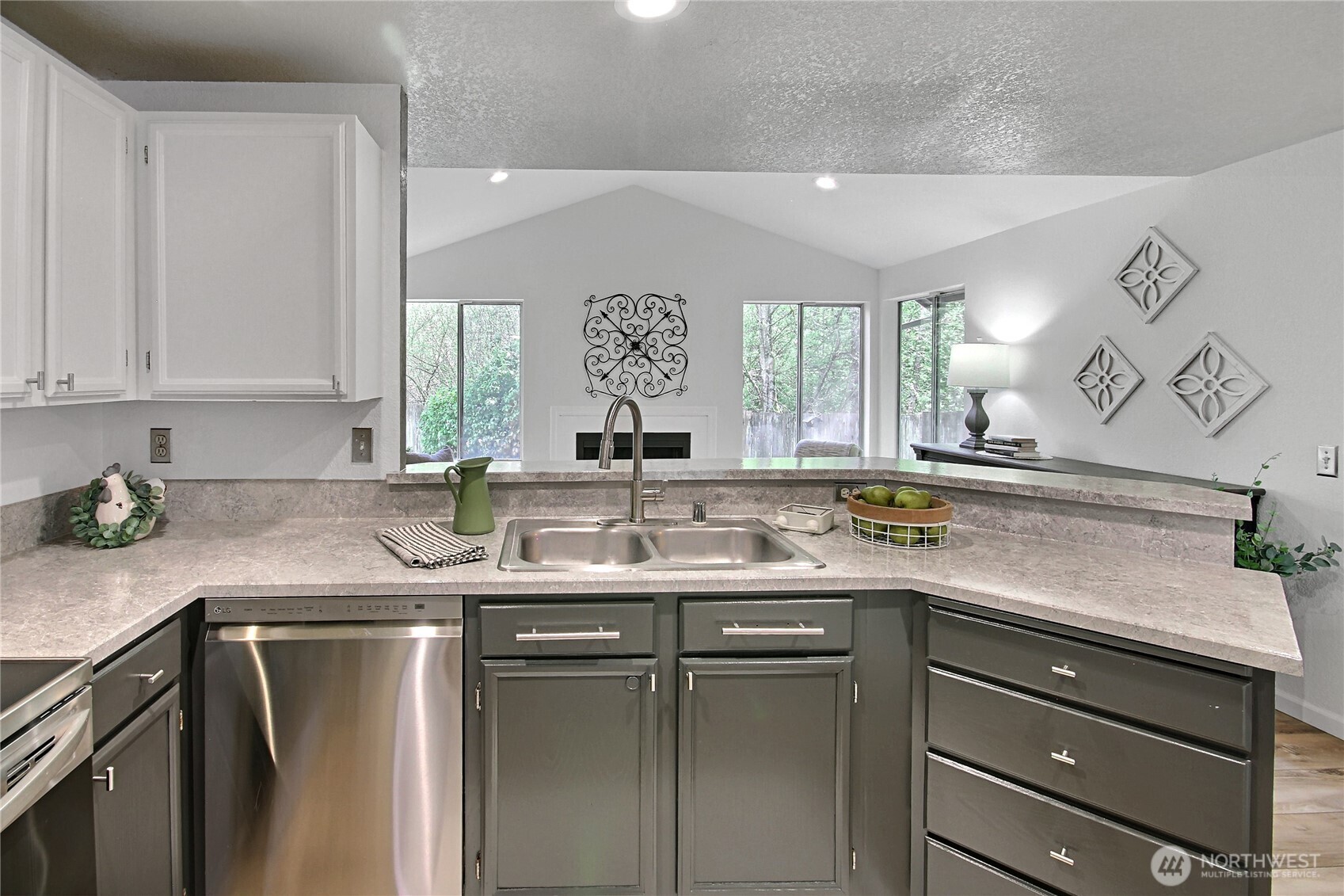 16613 SE 251st Street , Covington, WA 98042