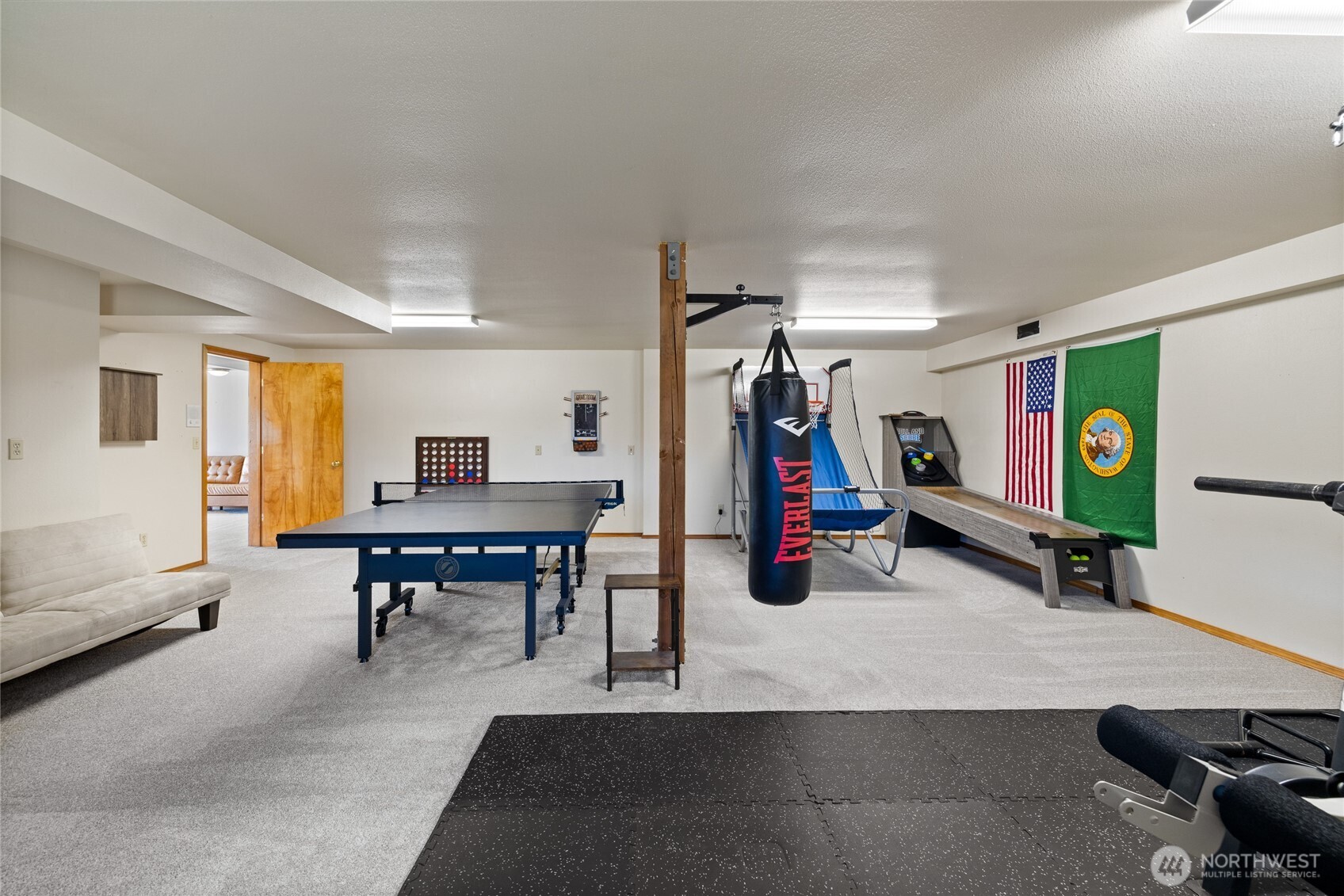 591 W Shelton Valley Road , Shelton, WA 98584