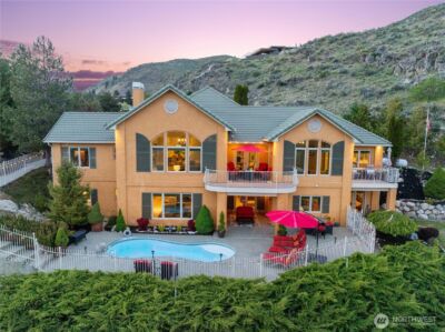 146 Long Drive , Chelan, WA 98816