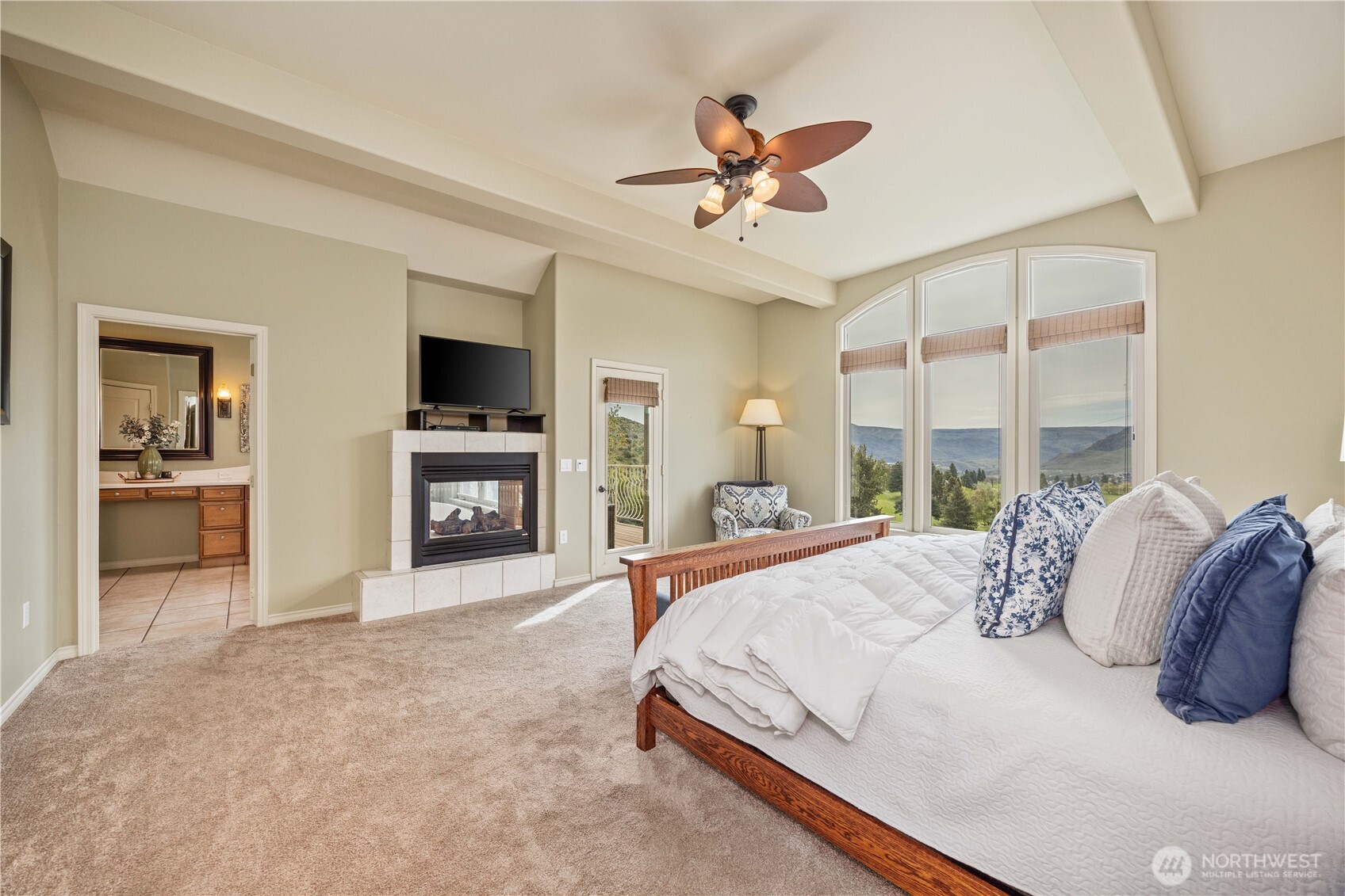 146 Long Drive , Chelan, WA 98816