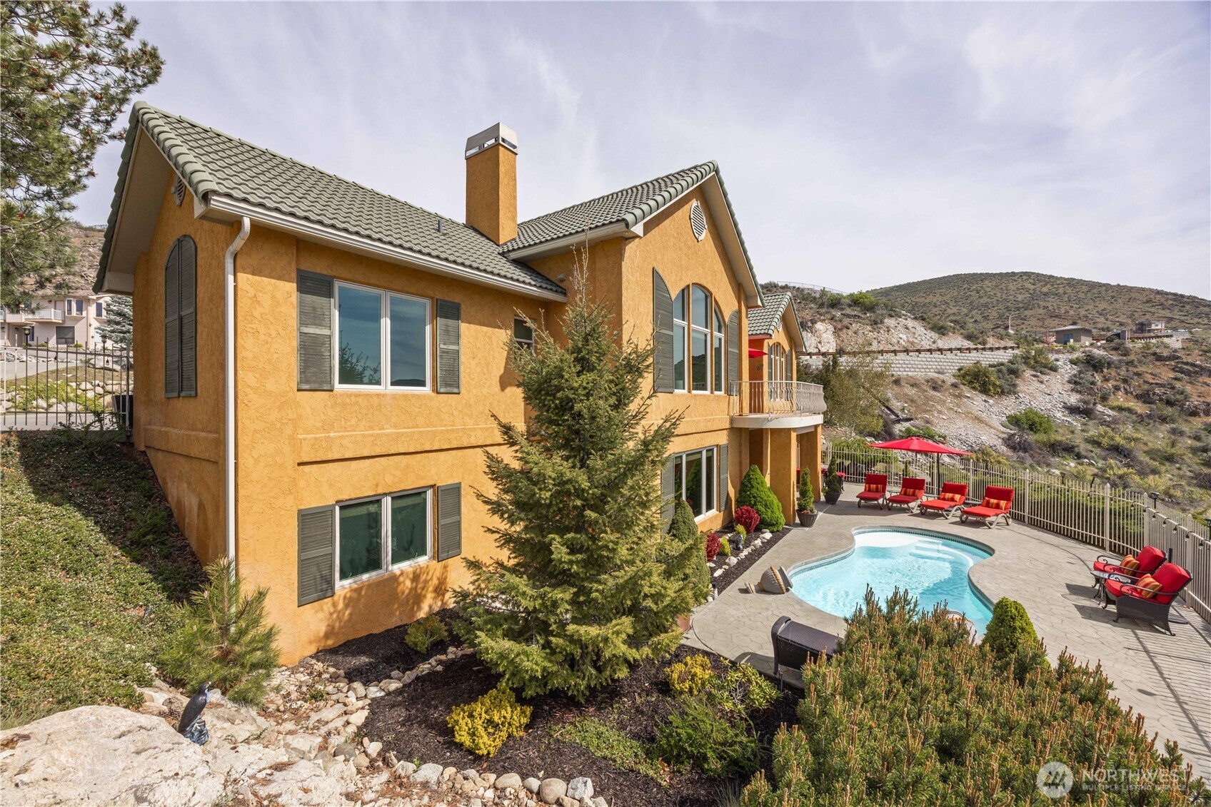 146 Long Drive , Chelan, WA 98816
