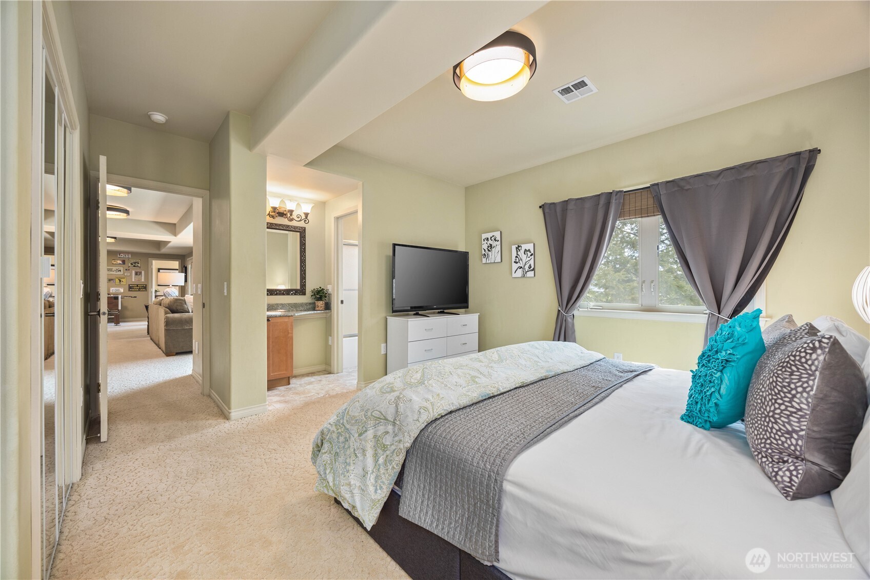 146 Long Drive , Chelan, WA 98816