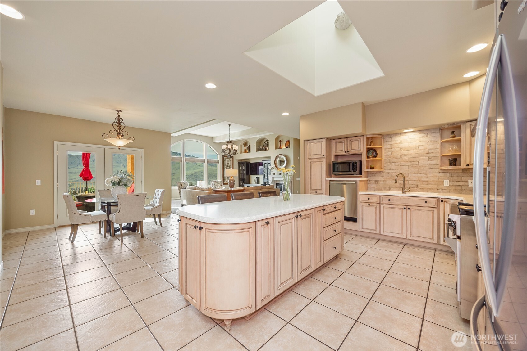 146 Long Drive , Chelan, WA 98816
