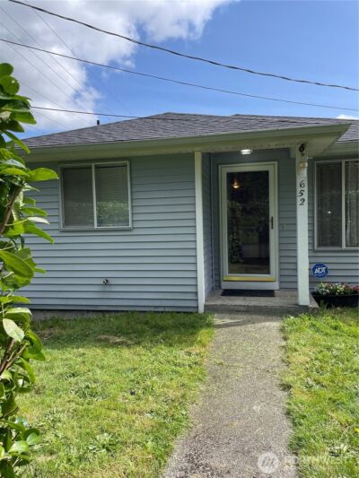 652 ADELE Avenue , Bremerton, WA 98312