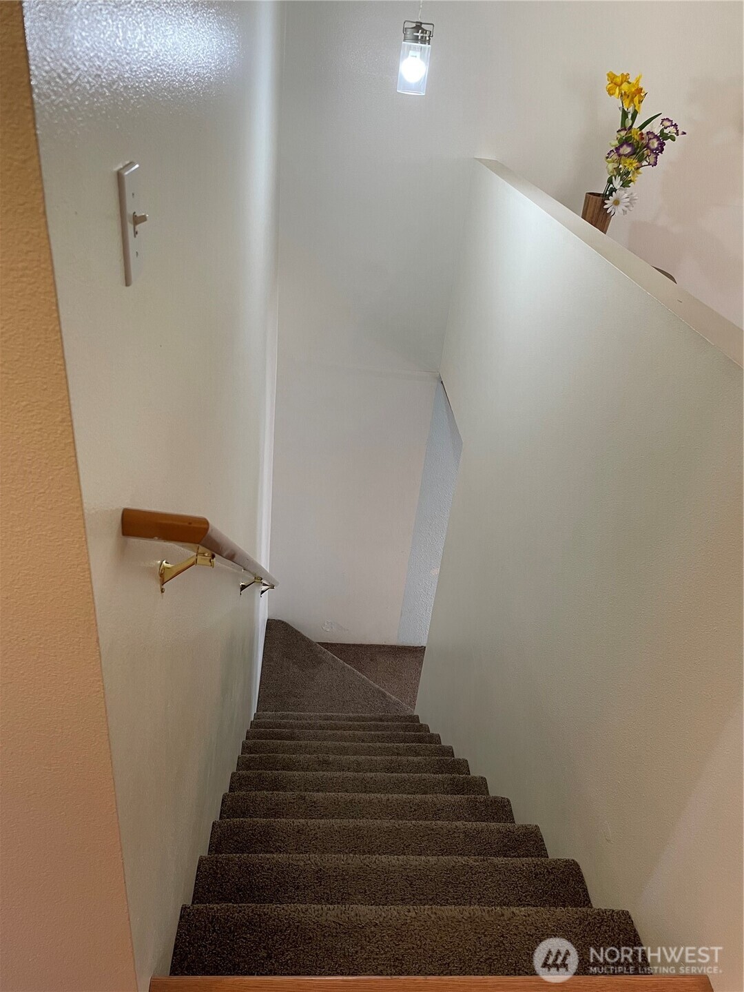 652 ADELE Avenue , Bremerton, WA 98312