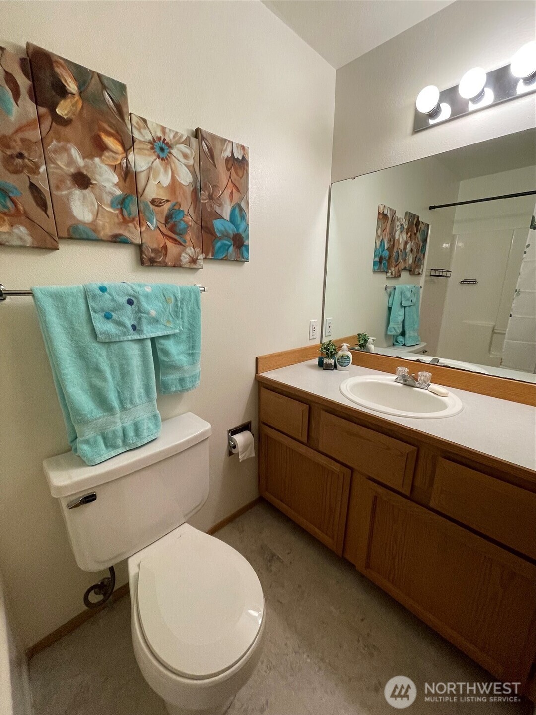 652 ADELE Avenue , Bremerton, WA 98312