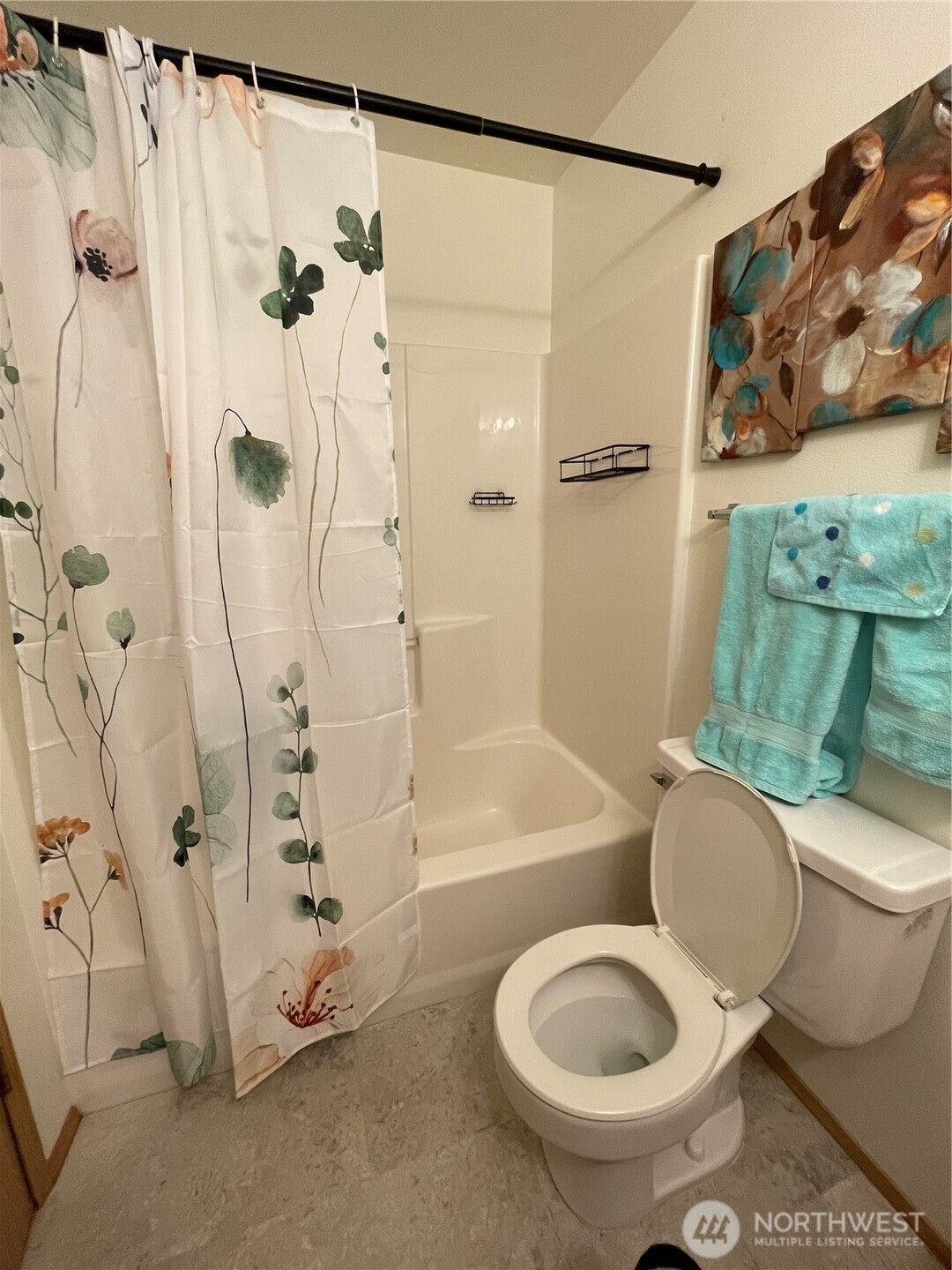 652 ADELE Avenue , Bremerton, WA 98312