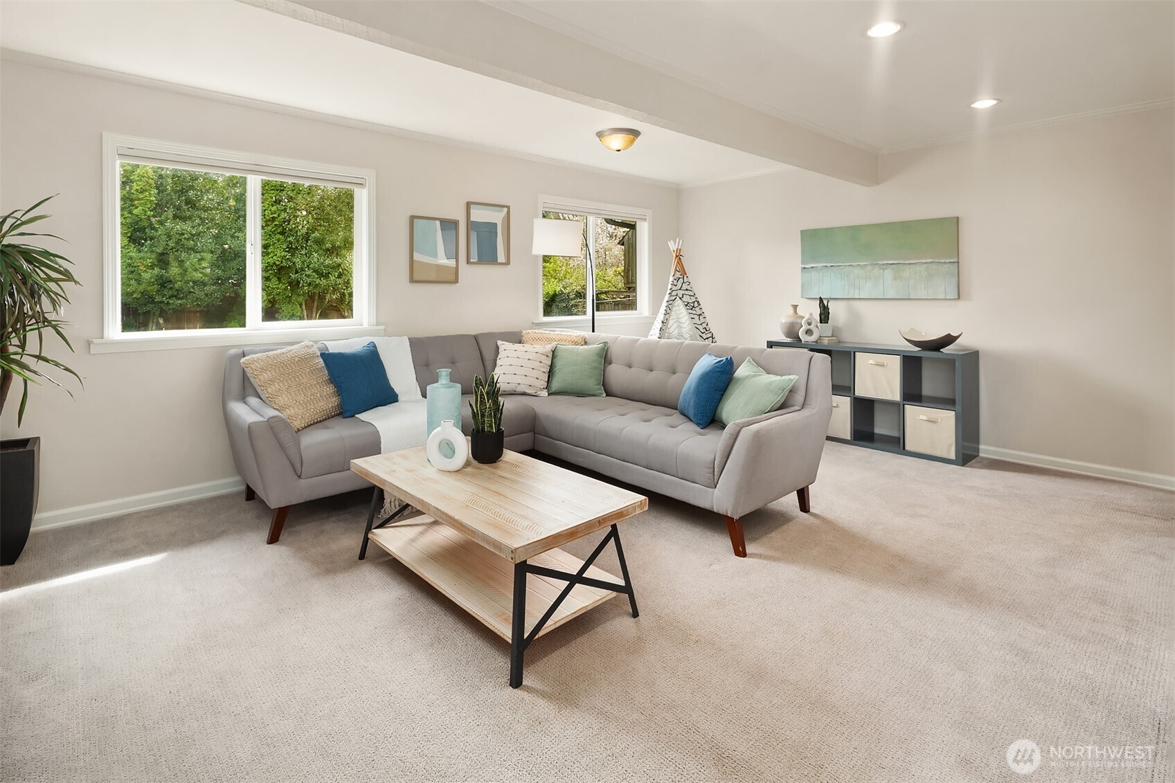 720 View Ridge Drive , Everett, WA 98203