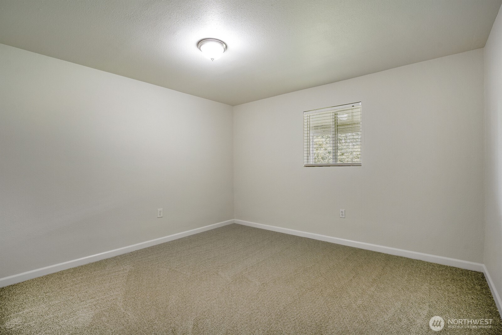 8305 43rd Place W, University Place, WA 98466