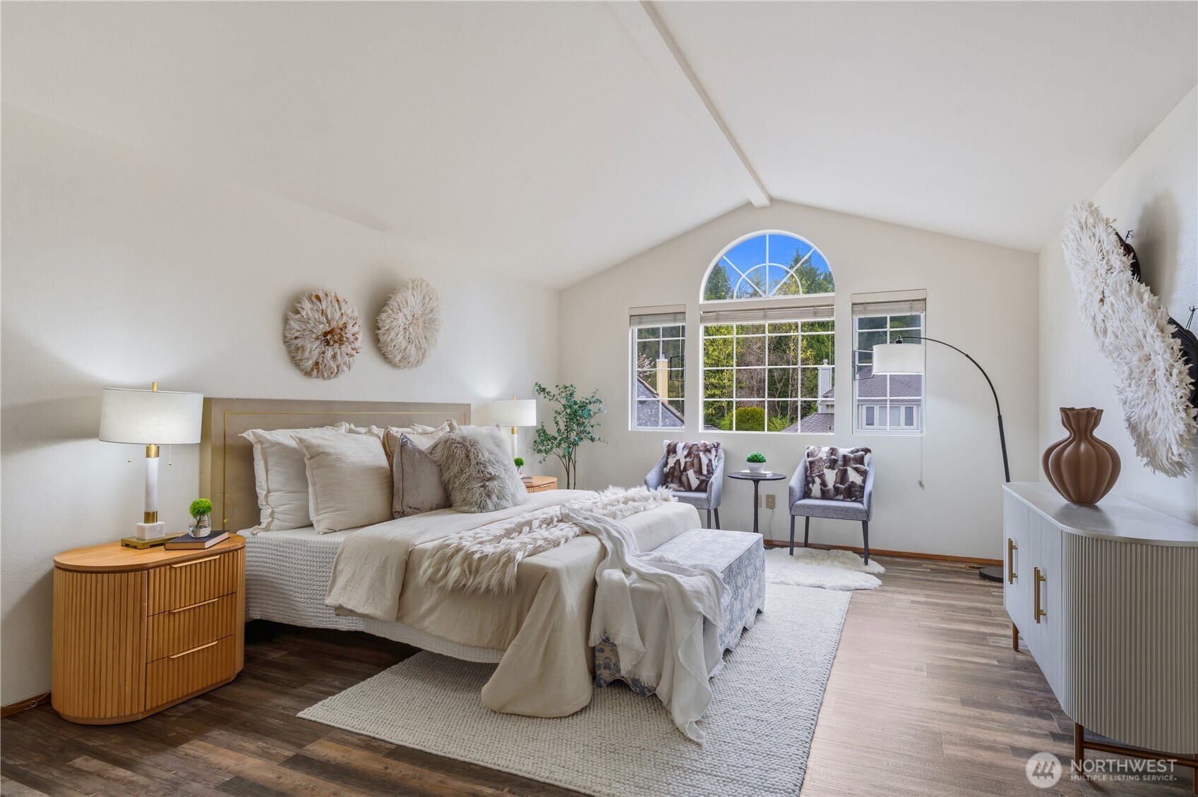 26057 SE 38th St , Sammamish, WA 98029