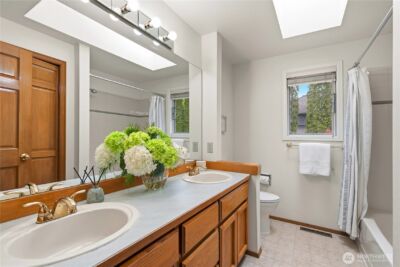 26057 SE 38th St , Sammamish, WA 98029 - Photo 26