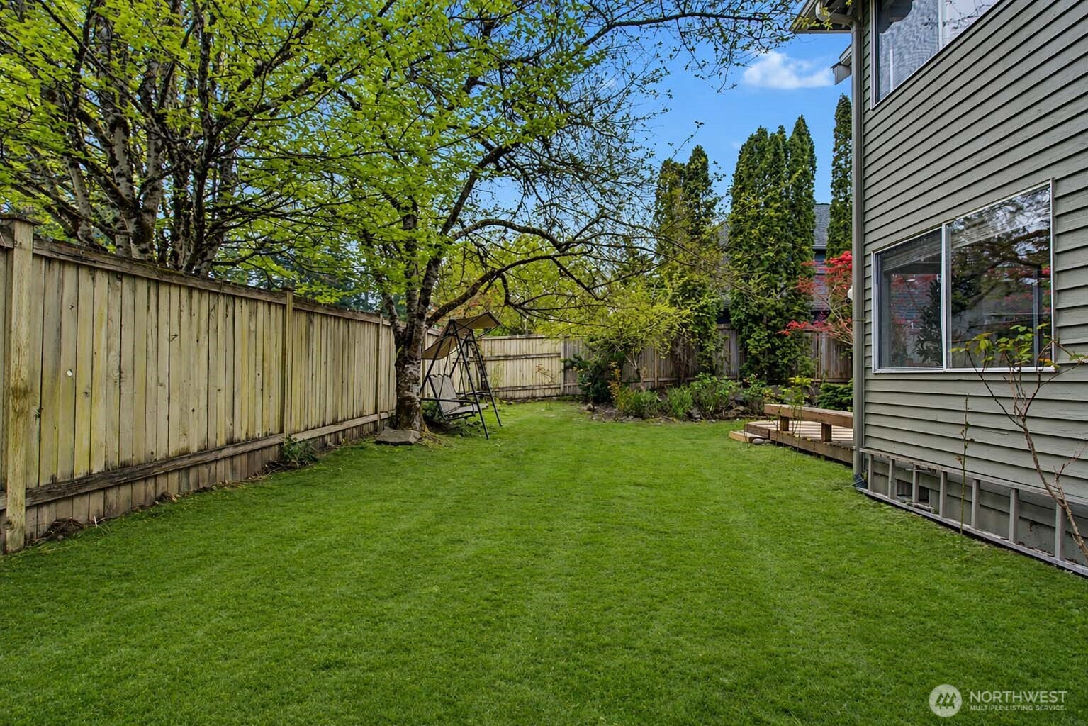 26057 SE 38th St , Sammamish, WA 98029