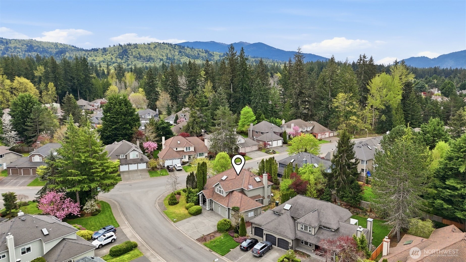 26057 SE 38th St , Sammamish, WA 98029