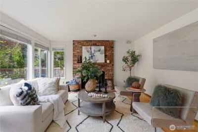 26057 SE 38th St , Sammamish, WA 98029 - Photo 8