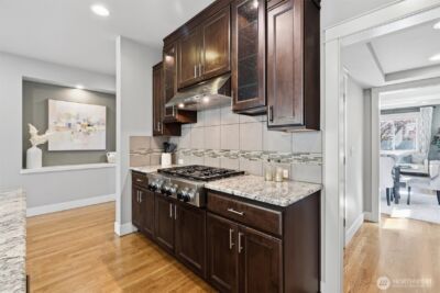 27260 SE 19th Place , Sammamish, WA 98075 - Photo 13