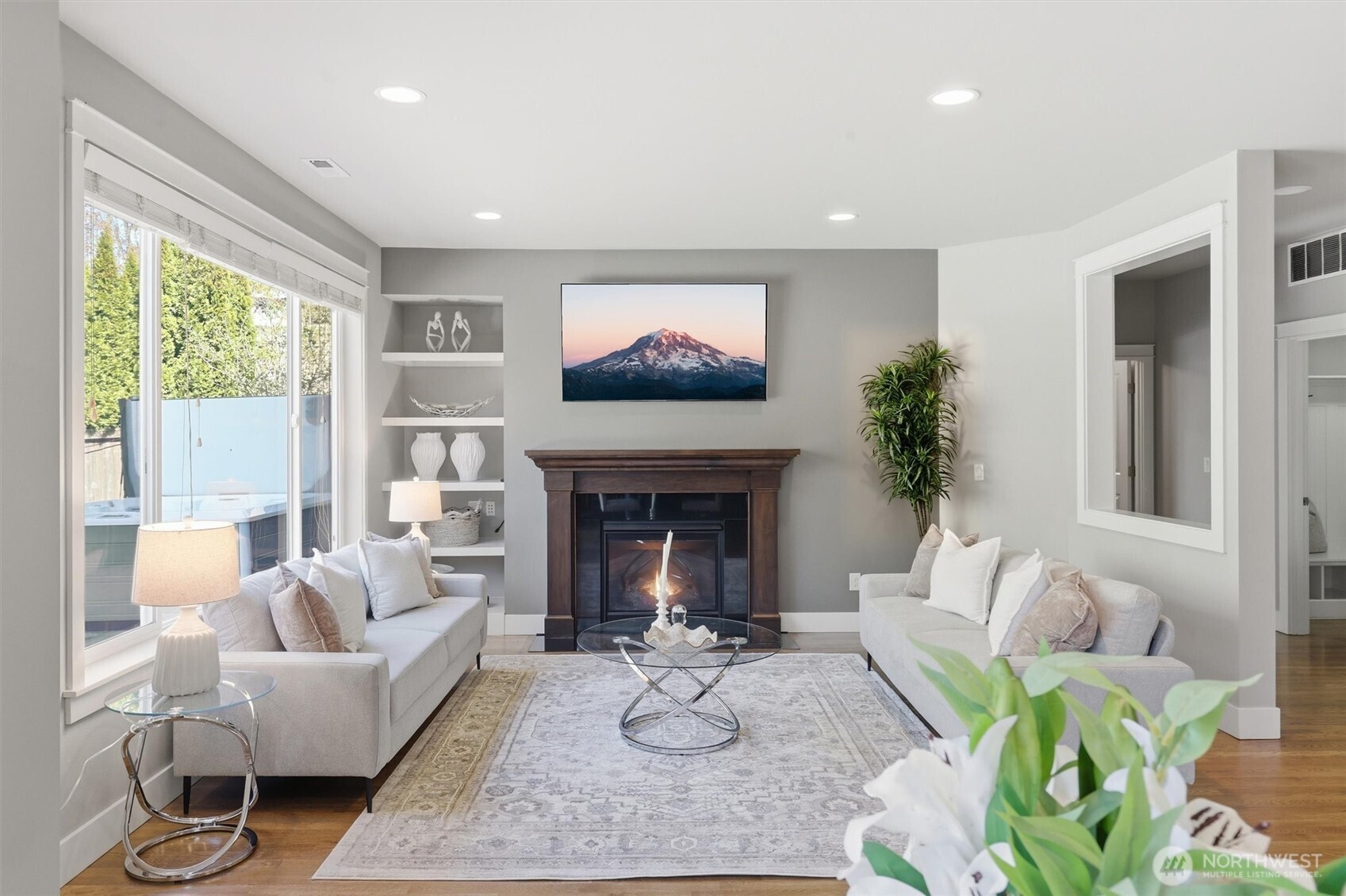 27260 SE 19th Place , Sammamish, WA 98075