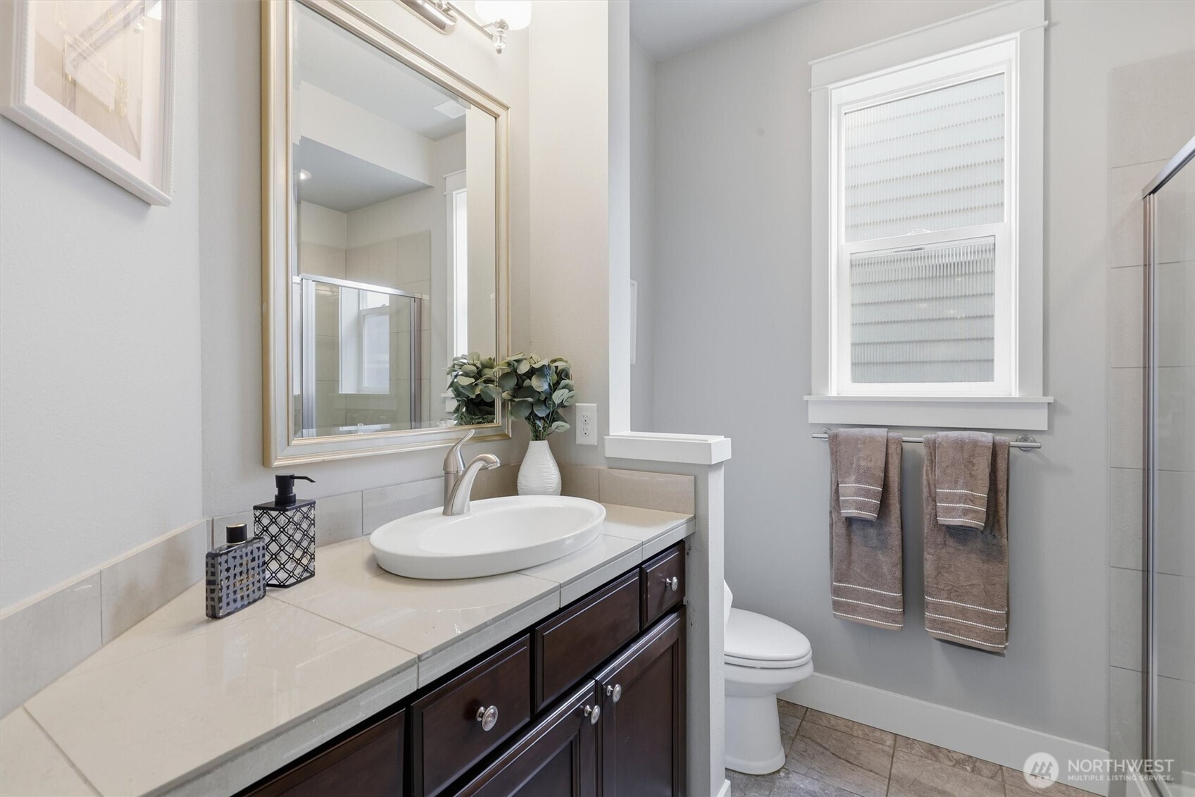 27260 SE 19th Place , Sammamish, WA 98075