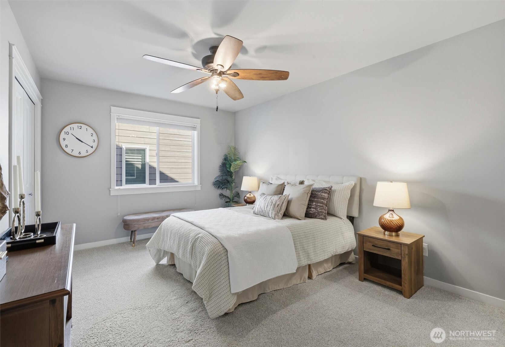 27260 SE 19th Place , Sammamish, WA 98075