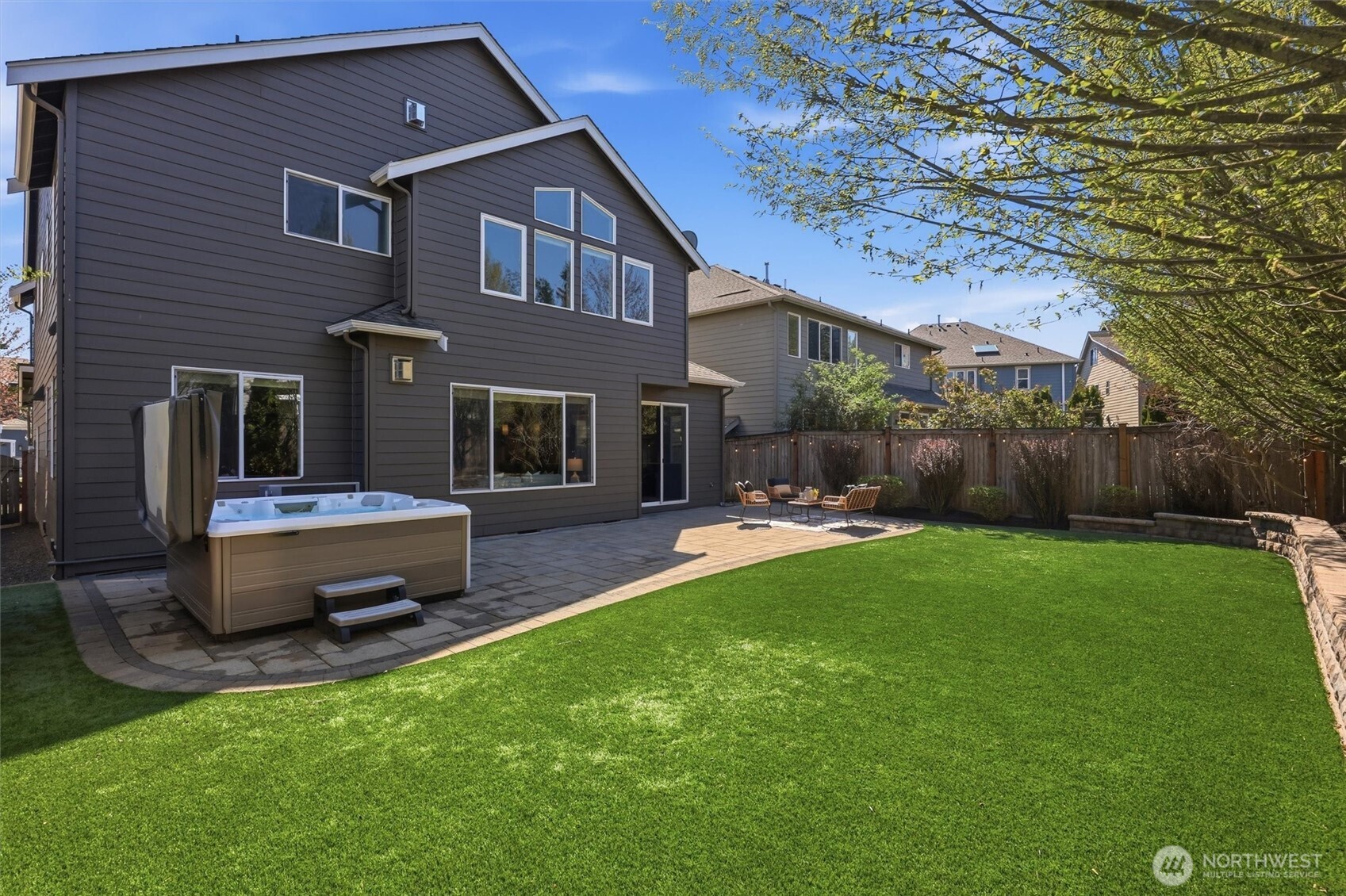 27260 SE 19th Place , Sammamish, WA 98075