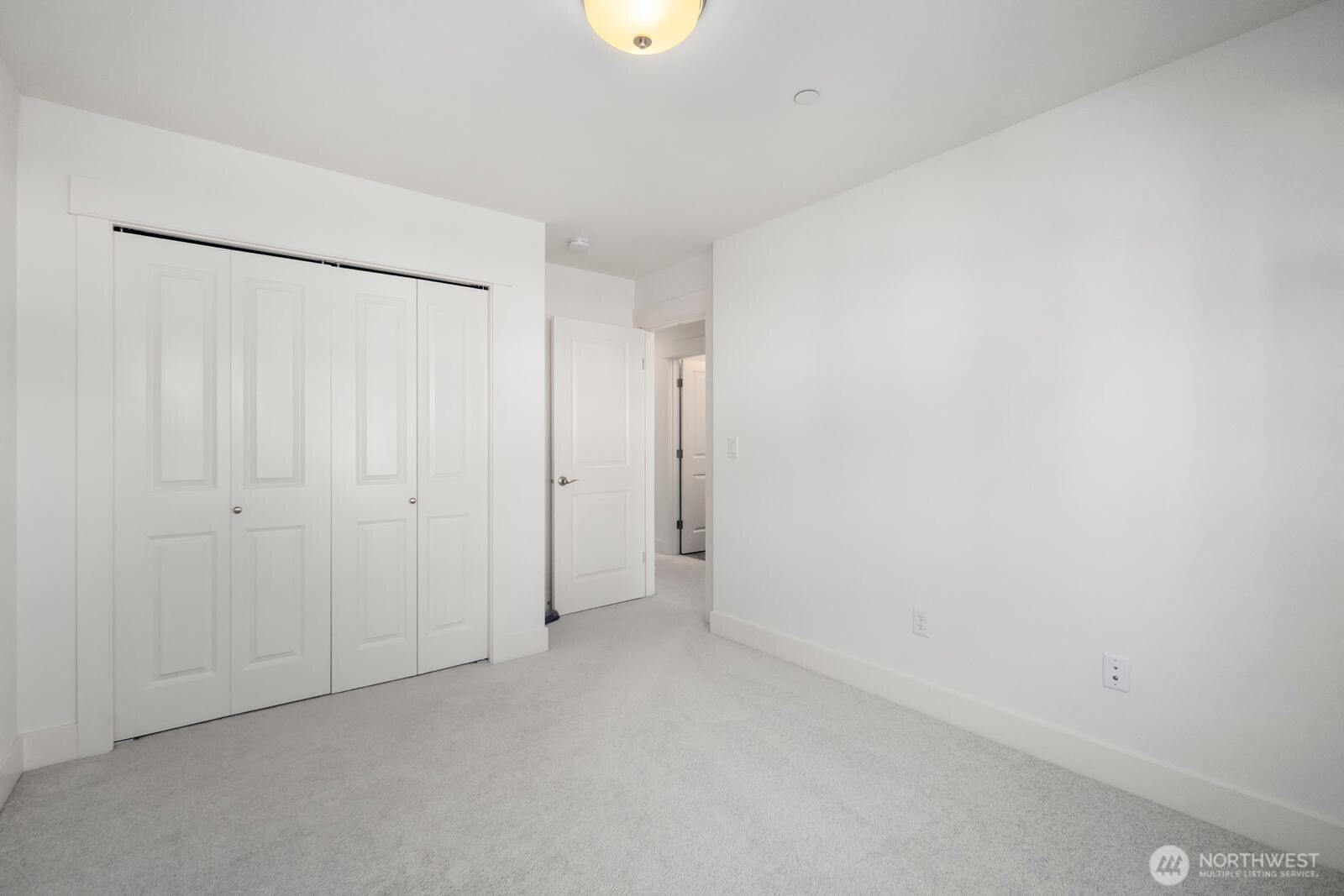 26602 NE Big Rock Rd #104, Duvall, WA 98019