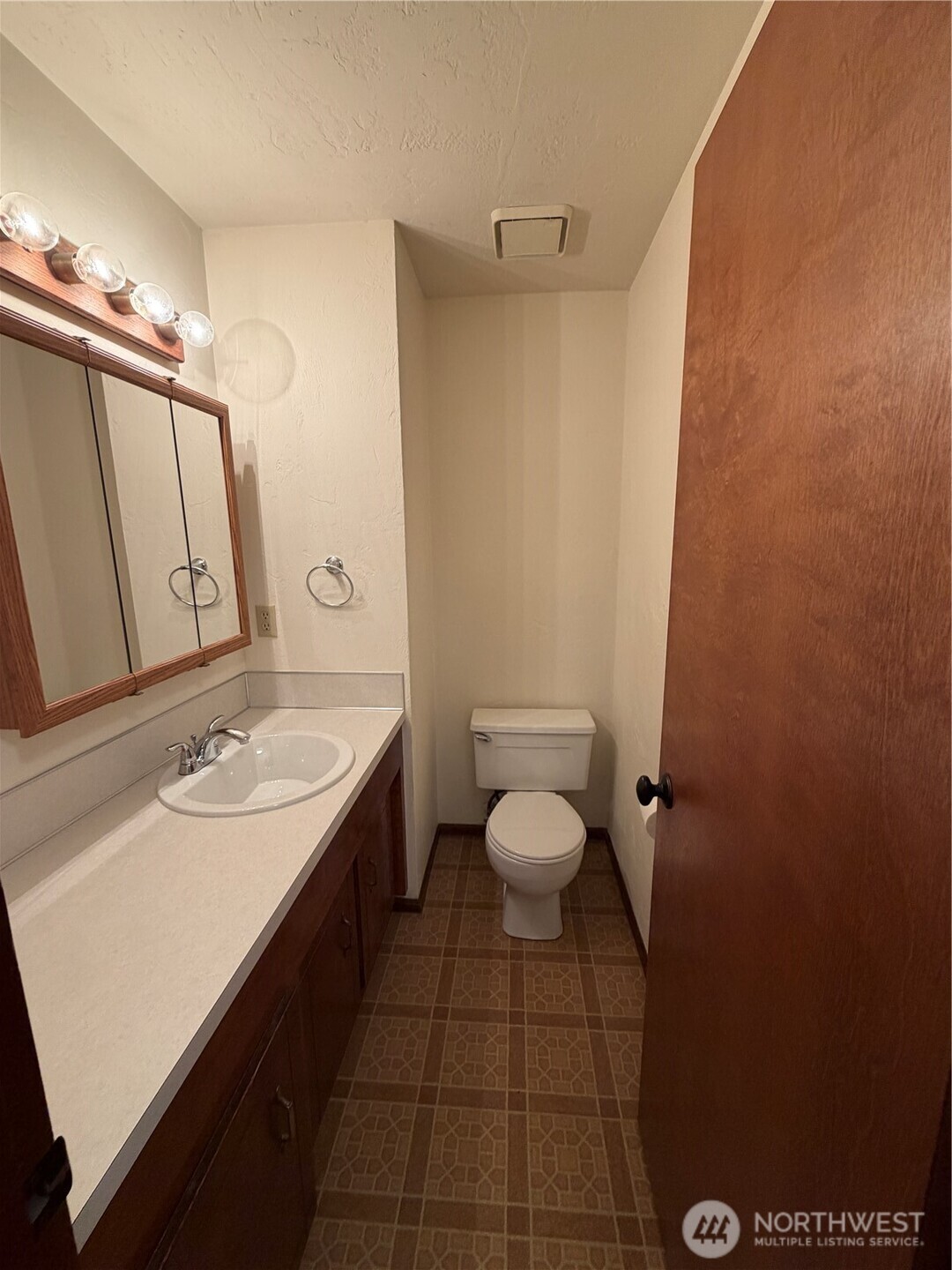1418 Mamook Court NE, Olympia, WA 98516