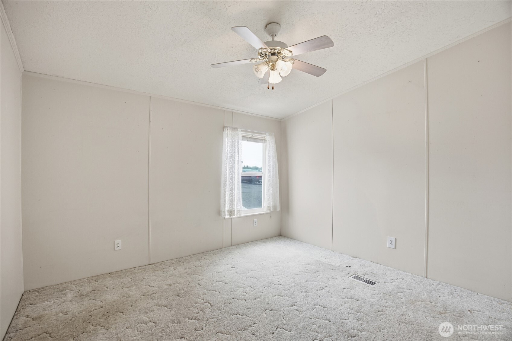 2285 Basin Street SW #104, Ephrata, WA 98823