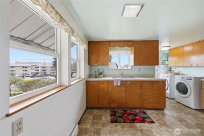 1408 Winfield Avenue , Bremerton, WA 98310 - Photo 12