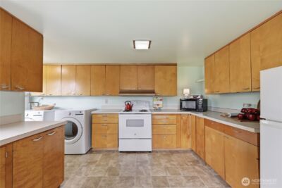 1408 Winfield Avenue , Bremerton, WA 98310 - Photo 14